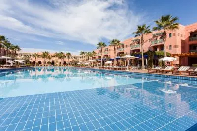 Swimming pool of the Jaal Riad Resort